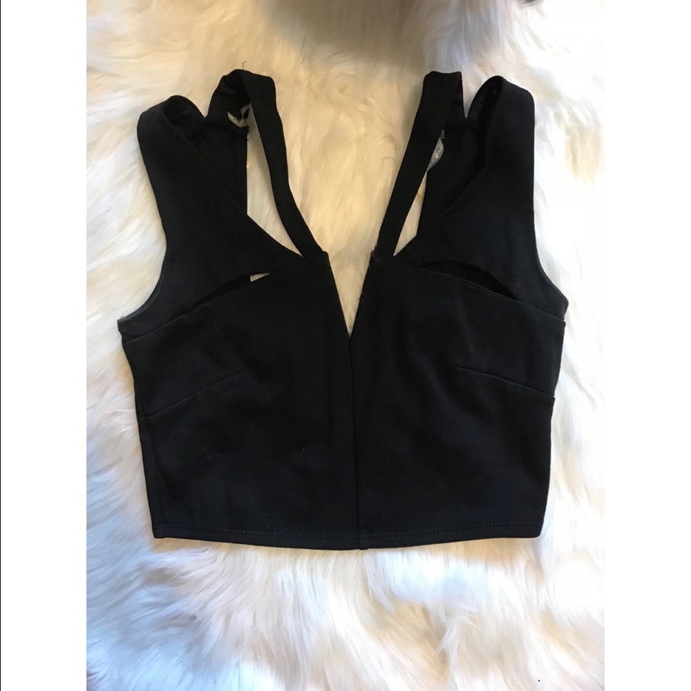 Black crop top